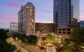 Hilton Charlotte City Center 4*